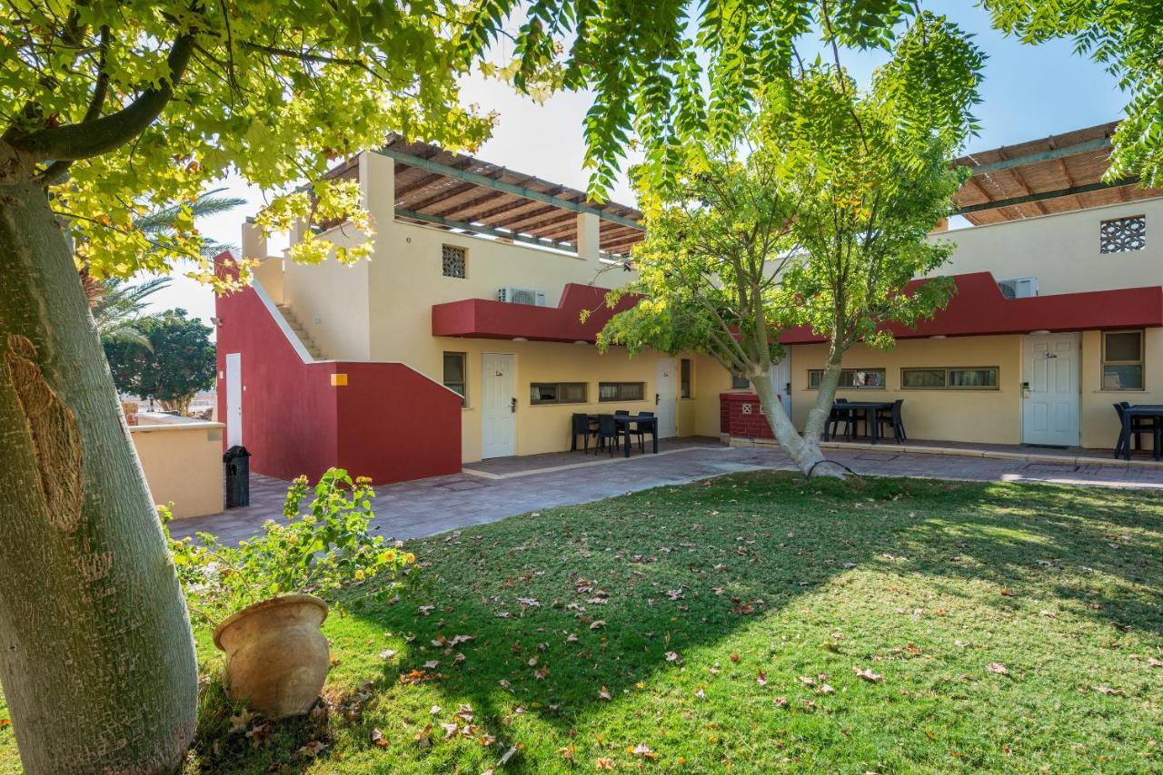 Kibbutz Ketura Guest House Nahal Ya'alon Bagian luar foto